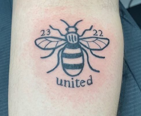 Tattoo, tat, ink, body art, Colchester, essex, best rated tattoo, top artist, best artist, tattoo Colchester, Colchester tattoo, essex tattoo, tattoo essex, recommended tattoo studio, tattoo studio, cheap tattoo, good tattoo, tattoo art, ink, inked, reds tattoo, reds tattoo parlour, reds, reds tattoo studio, high street studio, sonya trusty, female tattoo artist, female artist, tattooartist, tattooed, blackandgreytattoo, tattooart, tattoo life, tattooer, tattoo love, blackandwhite, awesometattoos, linework tattoo, outline tattoo, line tattoo, illustration, simple tattoo, small tattoo, cute tattoo, bee, bee tattoo, save the bees, arm, arm tattoo