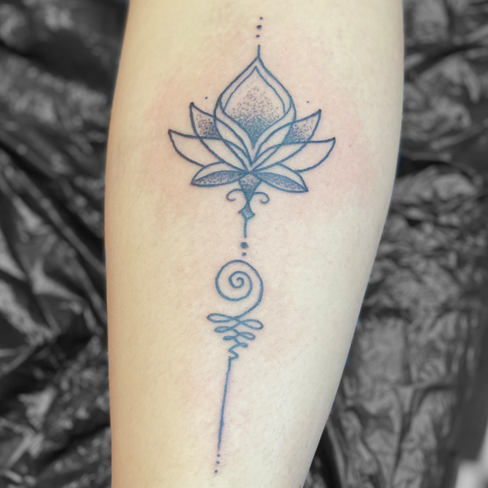 Tattoo, tat, ink, body art, Colchester, essex, best rated tattoo, top artist, best artist, tattoo Colchester, Colchester tattoo, essex tattoo, tattoo essex, recommended tattoo studio, tattoo studio, cheap tattoo, good tattoo, tattoo art, ink, inked, reds tattoo, reds tattoo parlour, reds, reds tattoo studio, high street studio, sonya trusty, female tattoo artist, female artist, tattooartist, tattooed, blackandgreytattoo, tattooart, tattoo life, tattooer, tattoo love, blackandwhite, awesometattoos, linework tattoo, outline tattoo, line tattoo, illustration, simple tattoo, small tattoo, cute tattoo,